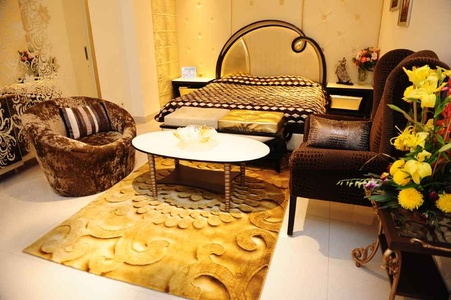 Gold Theme Traditional Bedroom Interiors 