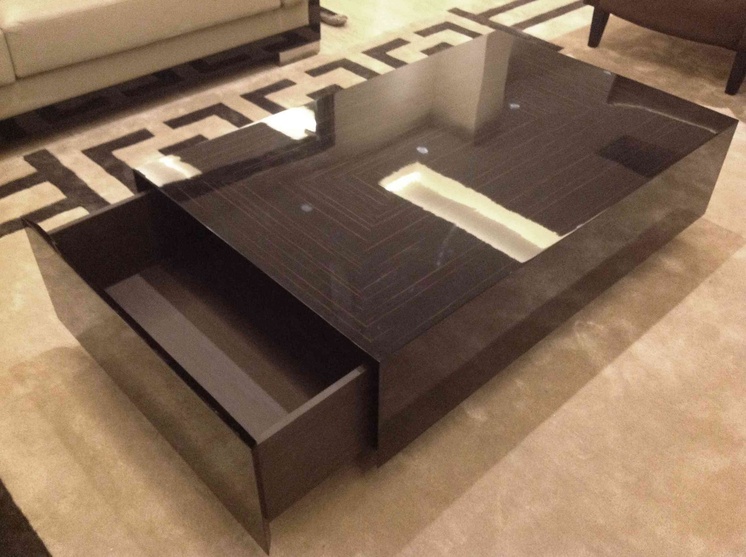 COFFEE TABLE WITH STORAGE