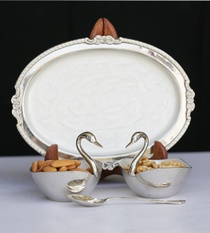 Trays with 2 Swans and Spoon