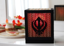 Sustainable Handmade Sylvn Studio Sikh Khanda Table Lamp